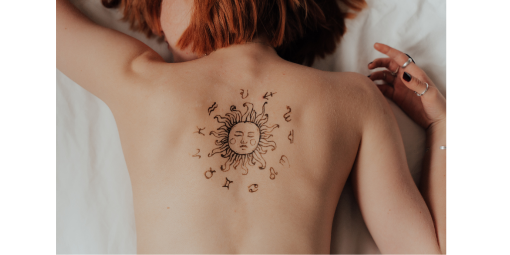 As 100 Melhores Tatuagens nas mãos da internet [Femininas e Masculinas] -  Top Tatuagens