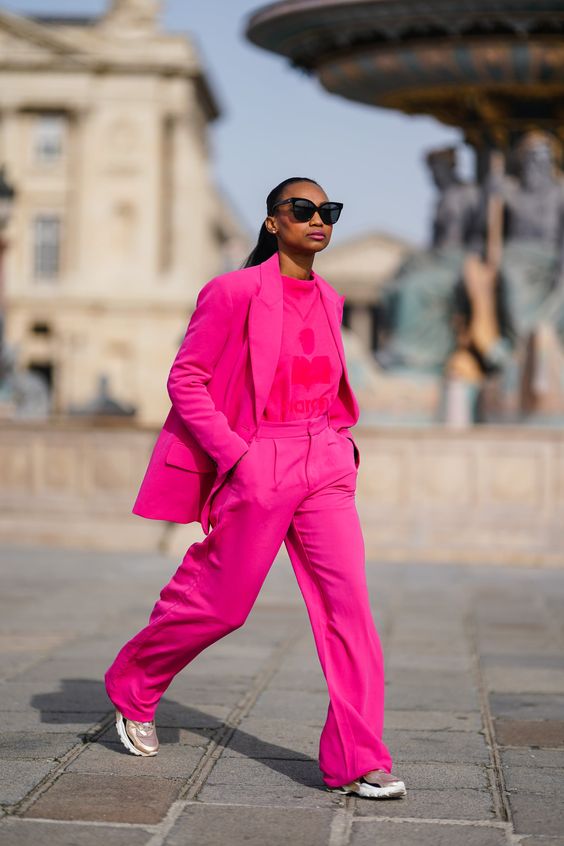 look street style monocromático pink