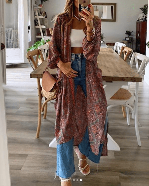 look casual com jeans e kimono colorido