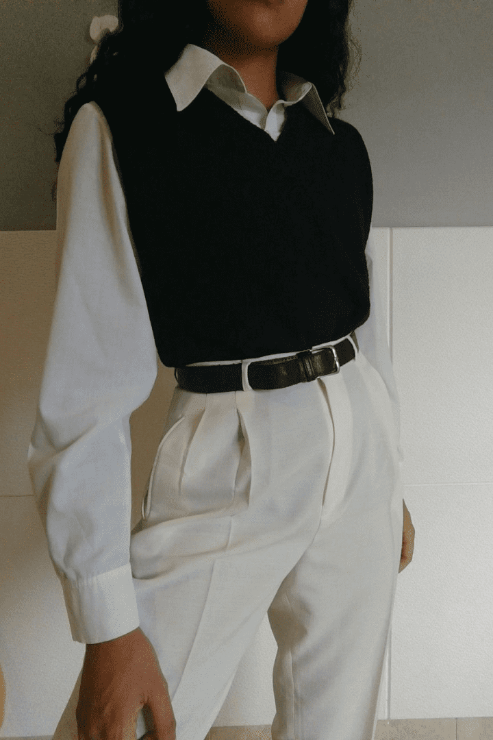 Calça e camisa de alfaiataria com colete por cima