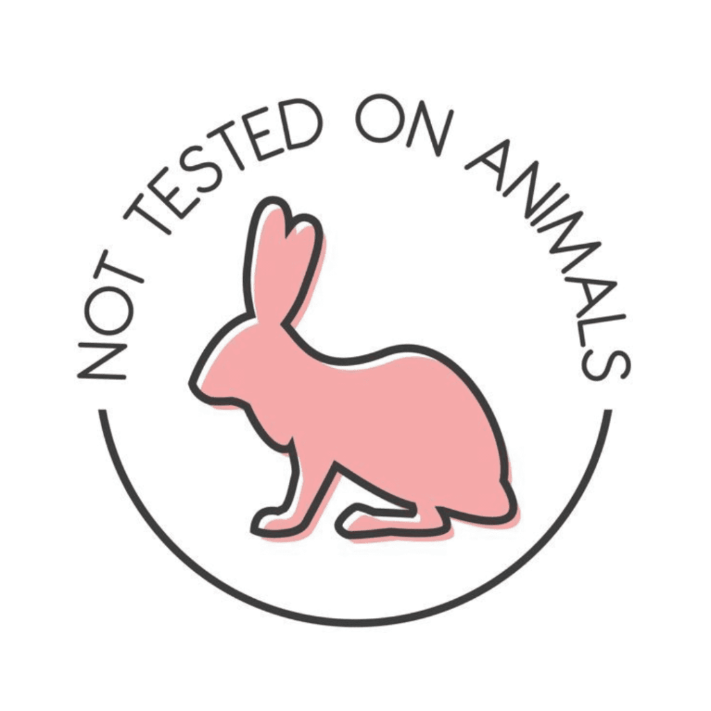 Ilustração de coelho rosa e frase: not tested on animals