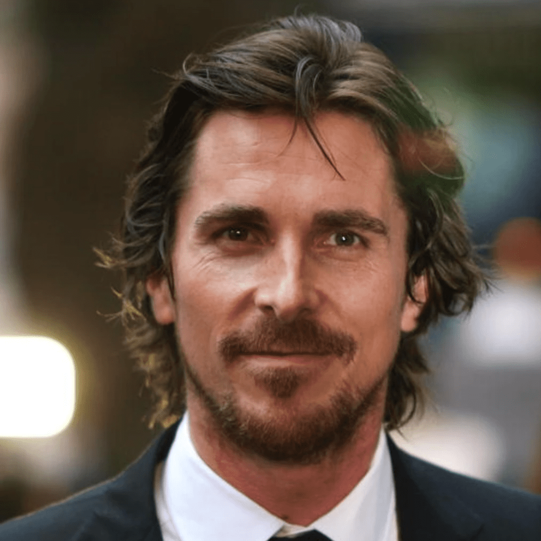 Ator Christian Bale, famoso de aquário