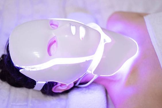 Máscara de led com luz branca